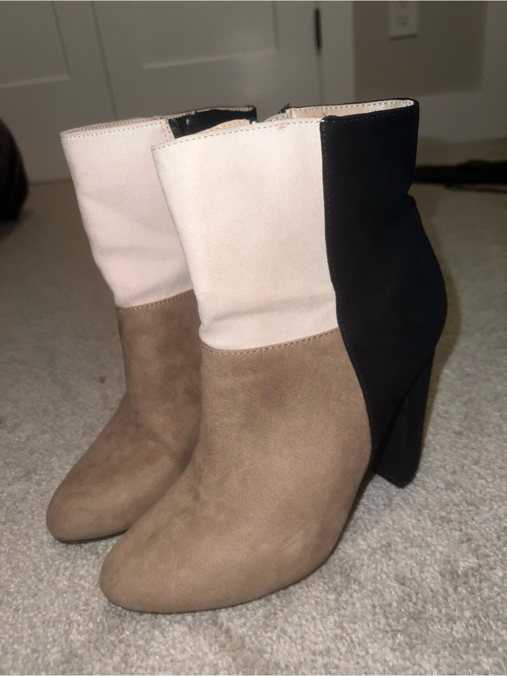 JustFab Taupe, Cream & Black Colorblock Ankle Boots